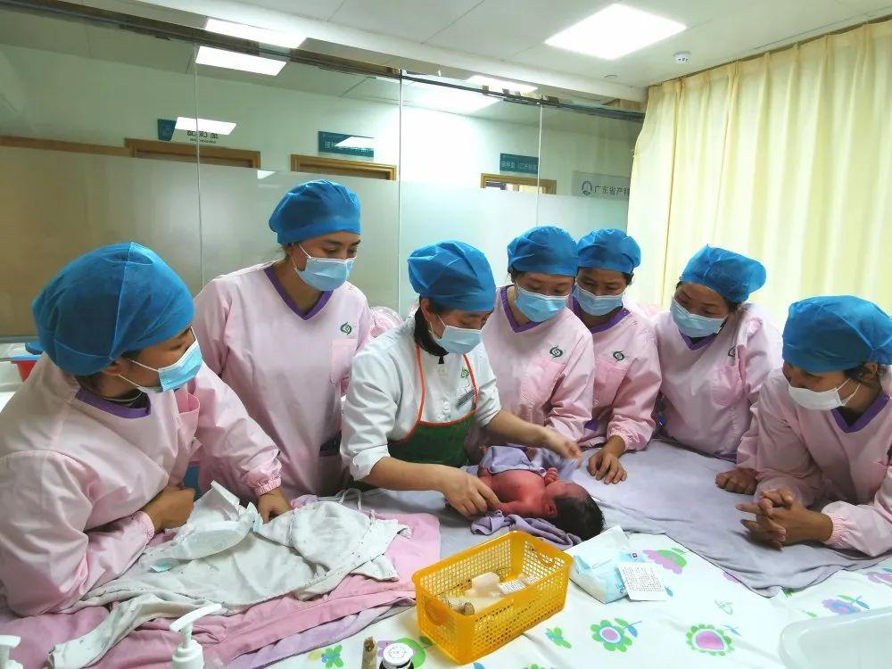 陇西县妇婴监护型护送
